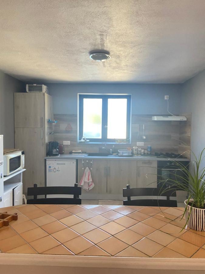 Gite Esprit Etape Saint-Barthélemy-de-Vals Exterior foto